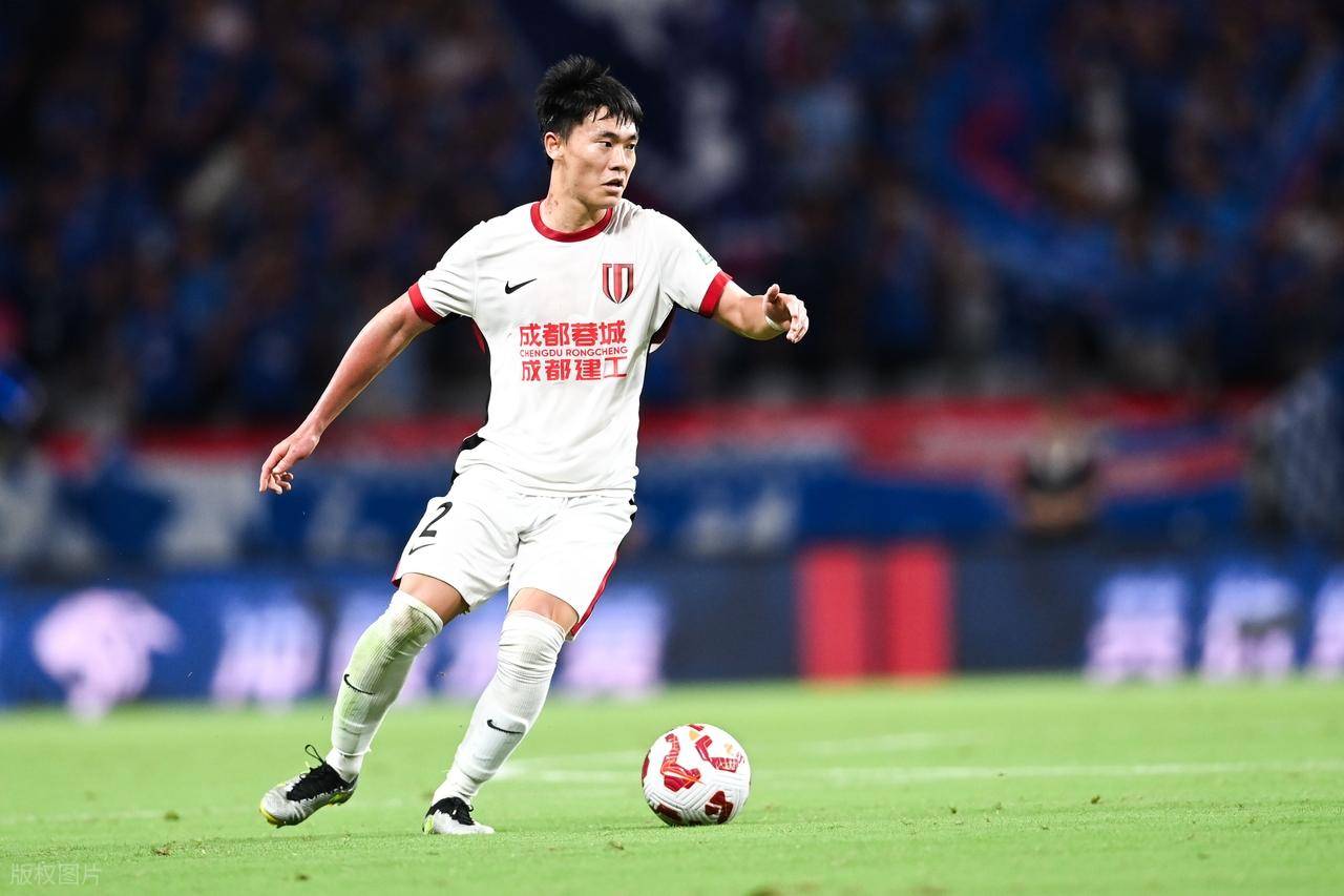 包含今夜成都蓉城回应争议：欧超杯节点到来，管理层满意，资深球员宣示担当的词条米兰官网