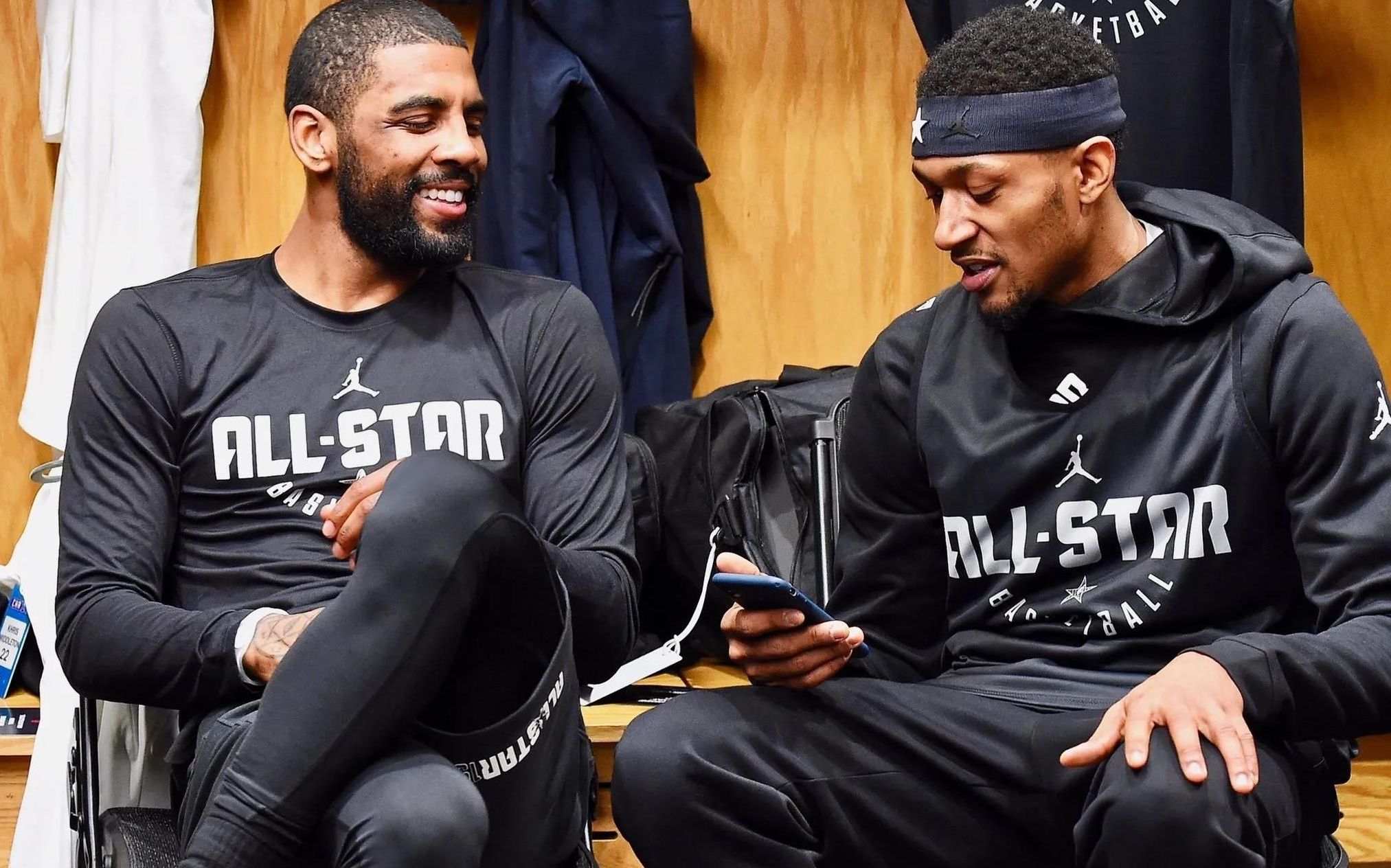 关于风云突变华盛顿奇才今晚临场应变清晨波士顿凯尔特人备战欧超杯，多伦多猛龙清晨外线爆发看傻球迷的信息米兰体育入口下载